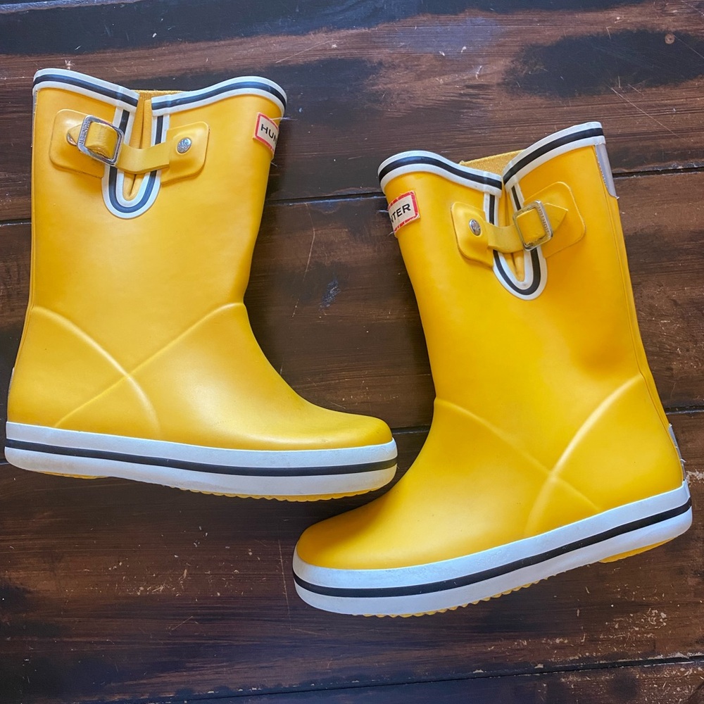 Hunter Kids Yellow Waterproof Rain Boots with Side Buckles